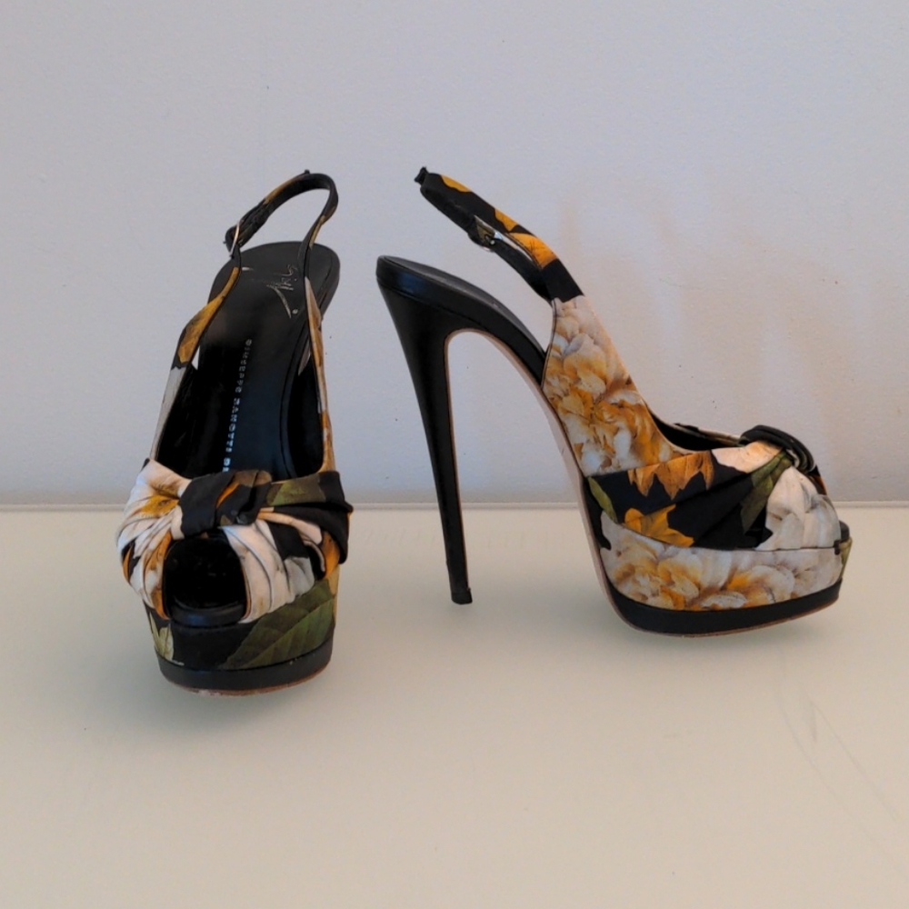Giuseppe Zanotti 36.5